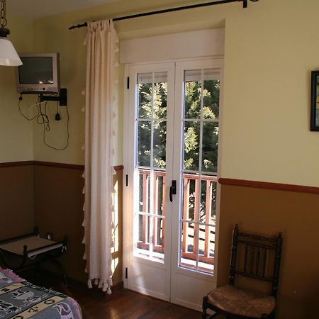 Гостьовий будинок La Casona De Collado Hoyos del Collado Екстер'єр фото