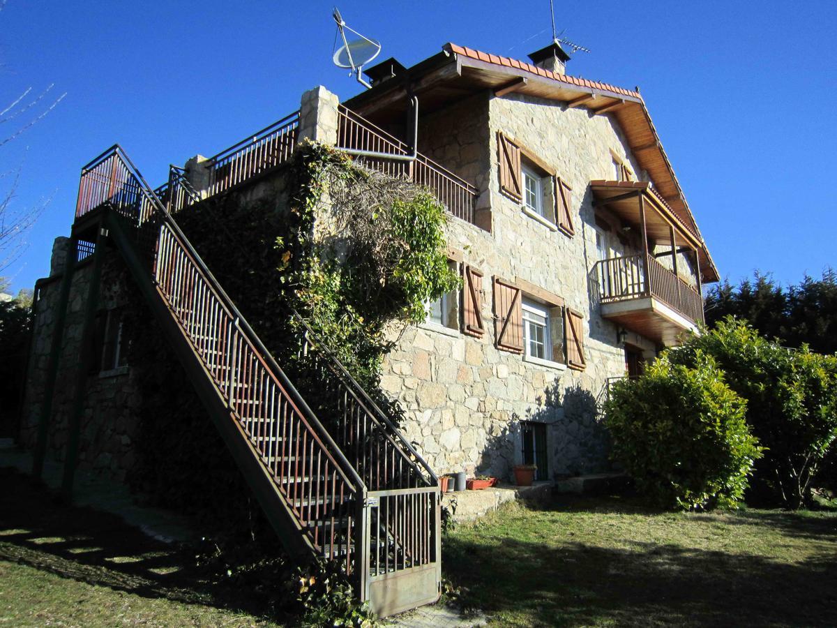 Гостьовий будинок La Casona De Collado Hoyos del Collado Екстер'єр фото